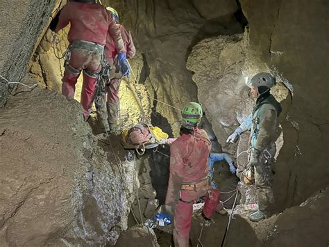 American researcher rescued from deep Turkish cave more than a week after he fell ill